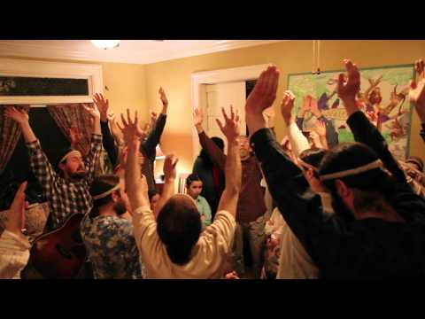 Hebrew Voices #73 – The Yellow Deli Twelve Tribes Communists